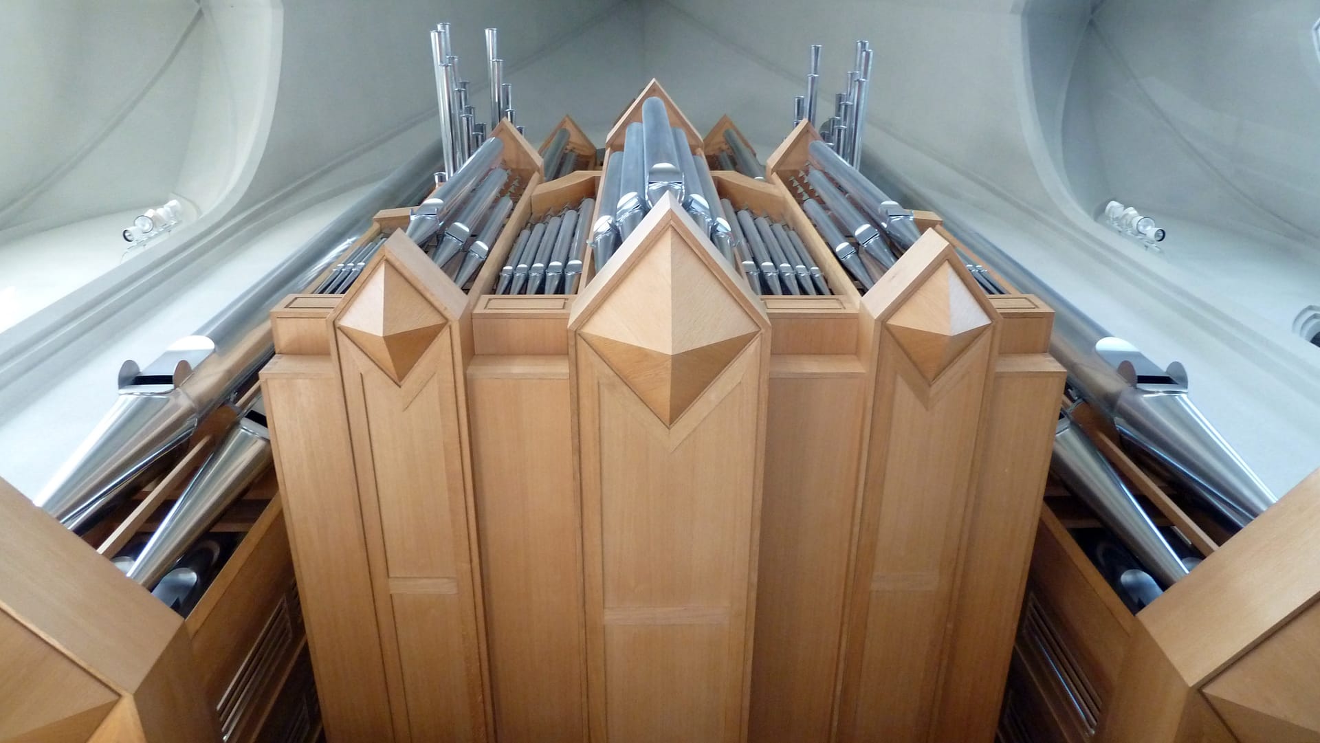 Hallgrímskirkja church in central Reykjavík, Iceland
